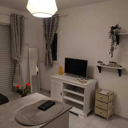 Afrodita Apartman Near The Beach