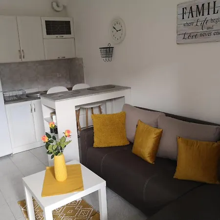 Afrodita Apartman Near The Beach