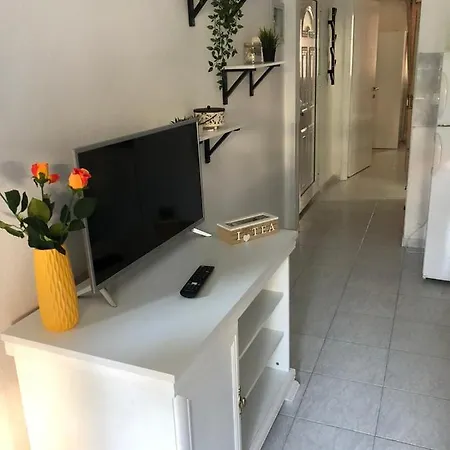 Afrodita Apartman Near The Beach דירה *