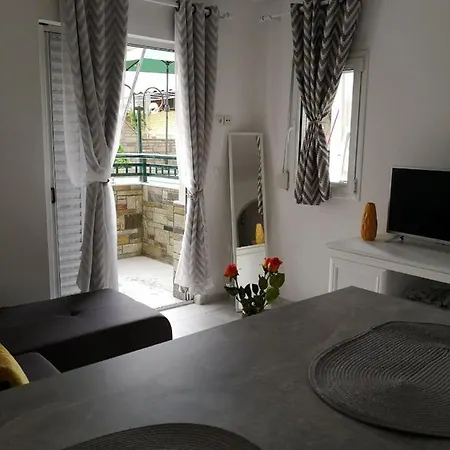 Afrodita Apartman Near The Beach דירה פפקוהורי